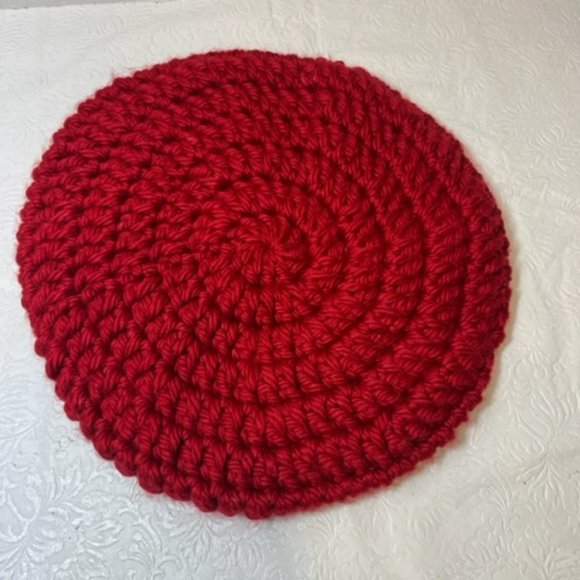Handmade Red Beret Styled Crocheted Winter Cap Hat - Picture 5 of 6